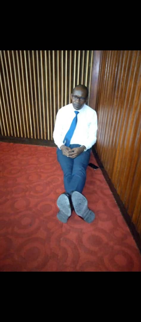 NyahelaD's tweet photo. L'apogée est la sœur siamoise du déclin..Désossement douloureux de l'Empire oligarchique FCC. Pendant 18 ans, Sankuru oublié, aucune naine réalisation. Bye.. Rip @FCC_RDC , @TopCongo @tele50_officiel @CiceronOwamba @justinomokala @fatshi13 @Presidence_RDC @soniarolley @JMukumadi https://t.co/kjd4TIbxtR