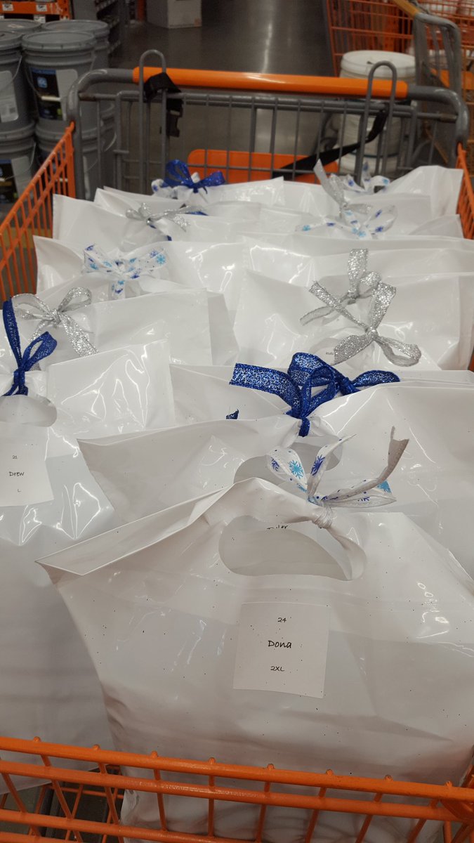 Shhhhh!, i think santa is working on a suprise!!! <a href="/eric_tweddle/">Eric Tweddle</a> @nryulfo @oneandonlyrose_ <a href="/BrianKe2014/">Brian Kelley</a>