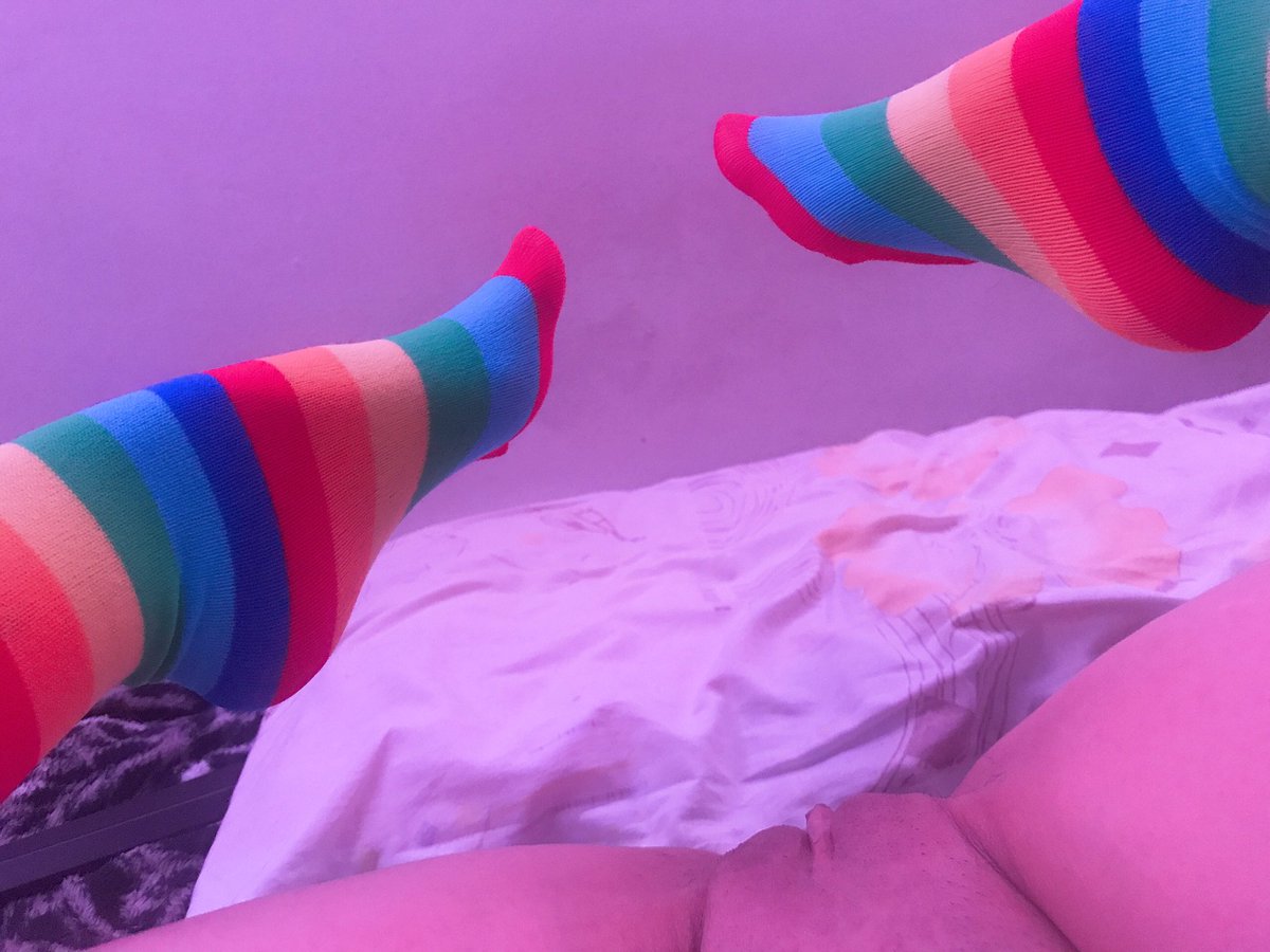 AndreaEscobarof's tweet photo. Nuevos packs en venta! 🔥💕Después de mucho tiempo de no hacer contenido 🔥🔞 si estás interesado pregúntame por mensaje pidiendo más información 🔥 los nuevos videos también los subí a mi página de onlyfans suscríbete https://t.co/Hfv16cXrVx 👈🏻🔥🔞 https://t.co/TPC7iAMm4f