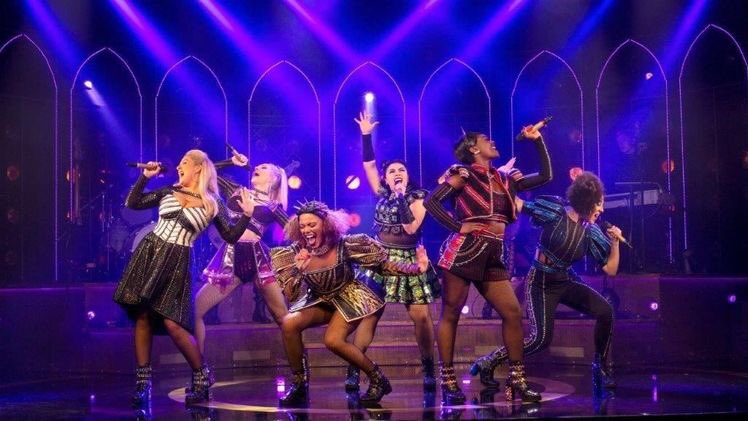 minnie may: six  #renewannewithane  #AWAEadvent