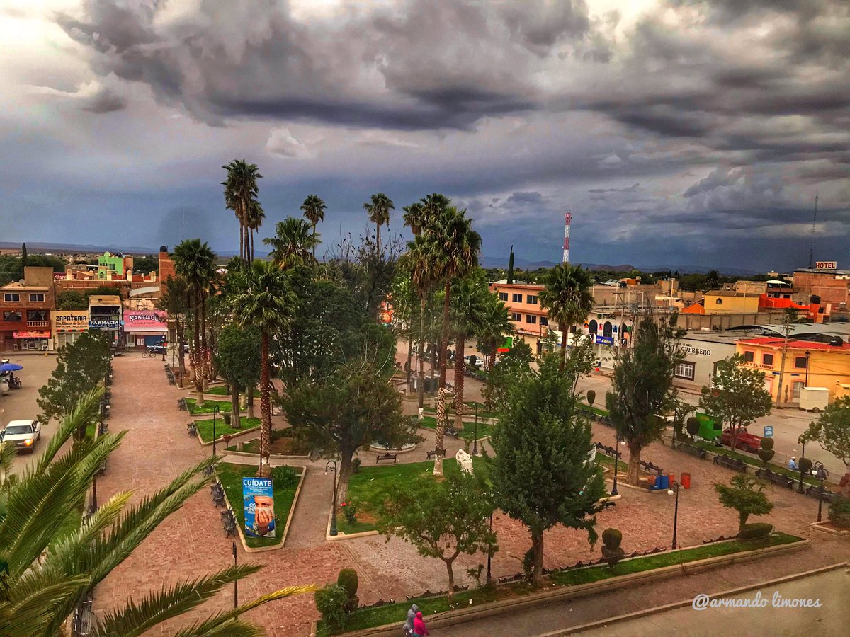 calatagle's tweet photo. Plaza principal en #juanaldamazac https://t.co/FA4jPhOj83