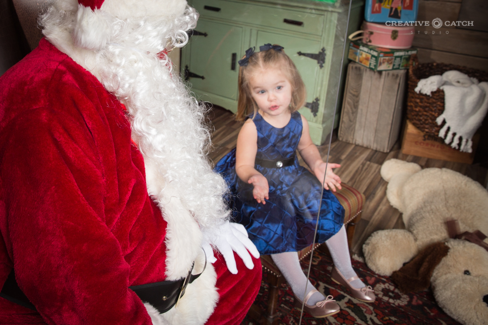 creative_catch's tweet image. WE 100% SOLD OUT REST OF YEAR! 🎅 Photos with Santa - Did you miss out? Should we open another day? Mon Dec 14 or Fri Dec 18? mailchi.mp/1f079778c2b4/s…