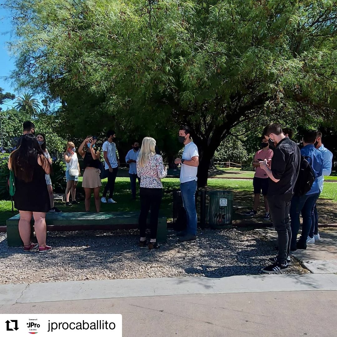 PROComuna6's tweet photo. Primer Encuentro de JóvenesPRO Caballito 💪en Parque Rivadavia

#Caballito
#jovenespro 
#jprociudadbsas
@jprocaballito https://t.co/PcKDlpnPCt