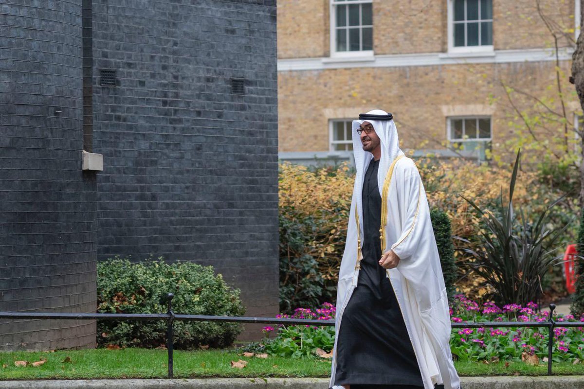 majedalraeesi1's tweet photo. فاز في جولة بأمريكا ونال ما أراده
لم يجلس في مكانه ليحتفل ويفرح 
اتجه إلى بريطانيا ولسان حاله يقول ..NEXT https://t.co/gwVD5MyEKj
