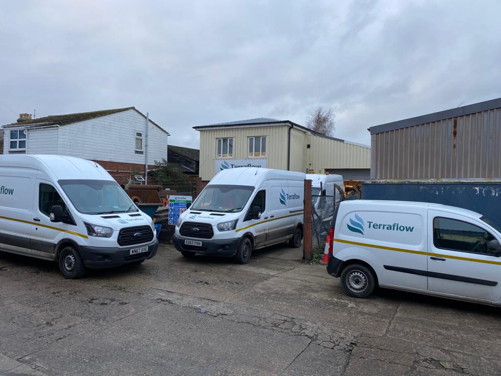 Terraflow_'s tweet image. At the end of one busy day, it’s good to see our vans being loaded out for another one tomorrow. Never a dull day for #TeamTerraflow!

#Terraflow #keepingthenetworkflowing 💦