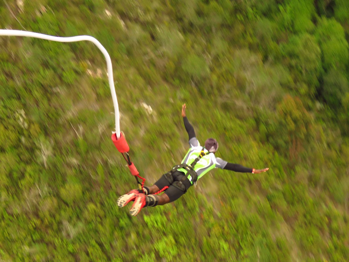 Hello Western Cape. 2350km in 20 days🚴🏽🚴🏽🚴🏽 6 days to Cape Town #presenceinfatherhood #boysmentoship <a href="/FumaniShilubana/">FumaniNShilubana</a> <a href="/bkmatewe/">BK Matewe</a> <a href="/Nathaniels15/">Nathi Kubyane</a> <a href="/tito_mboweni/">Tito Mboweni</a> <a href="/Djbrianrikhotso/">Dj Brian Rikhotso</a>
