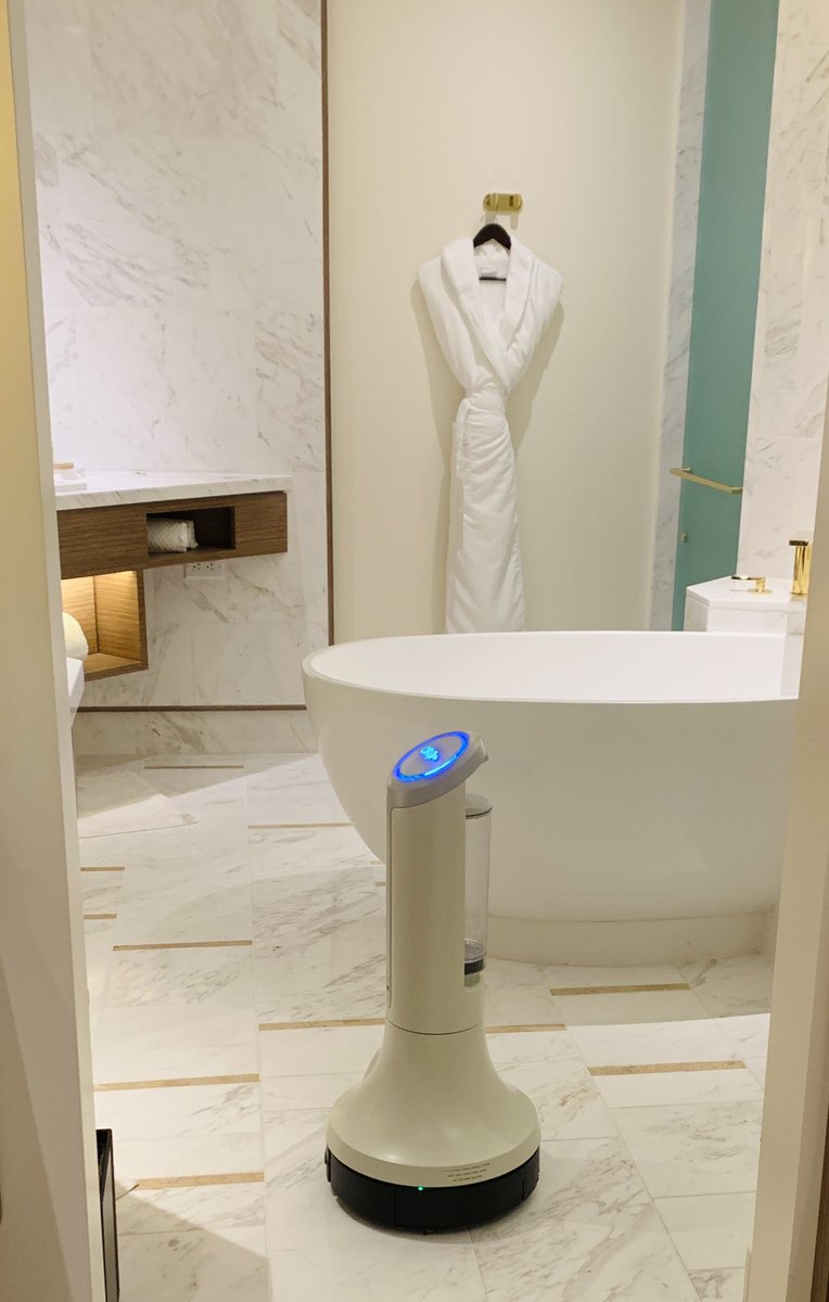 cirqplus's tweet photo. @cirqplus setting a new standard of #clean for our new world! #touchless #sterilization #hotels https://t.co/Yy0FudR2Ry