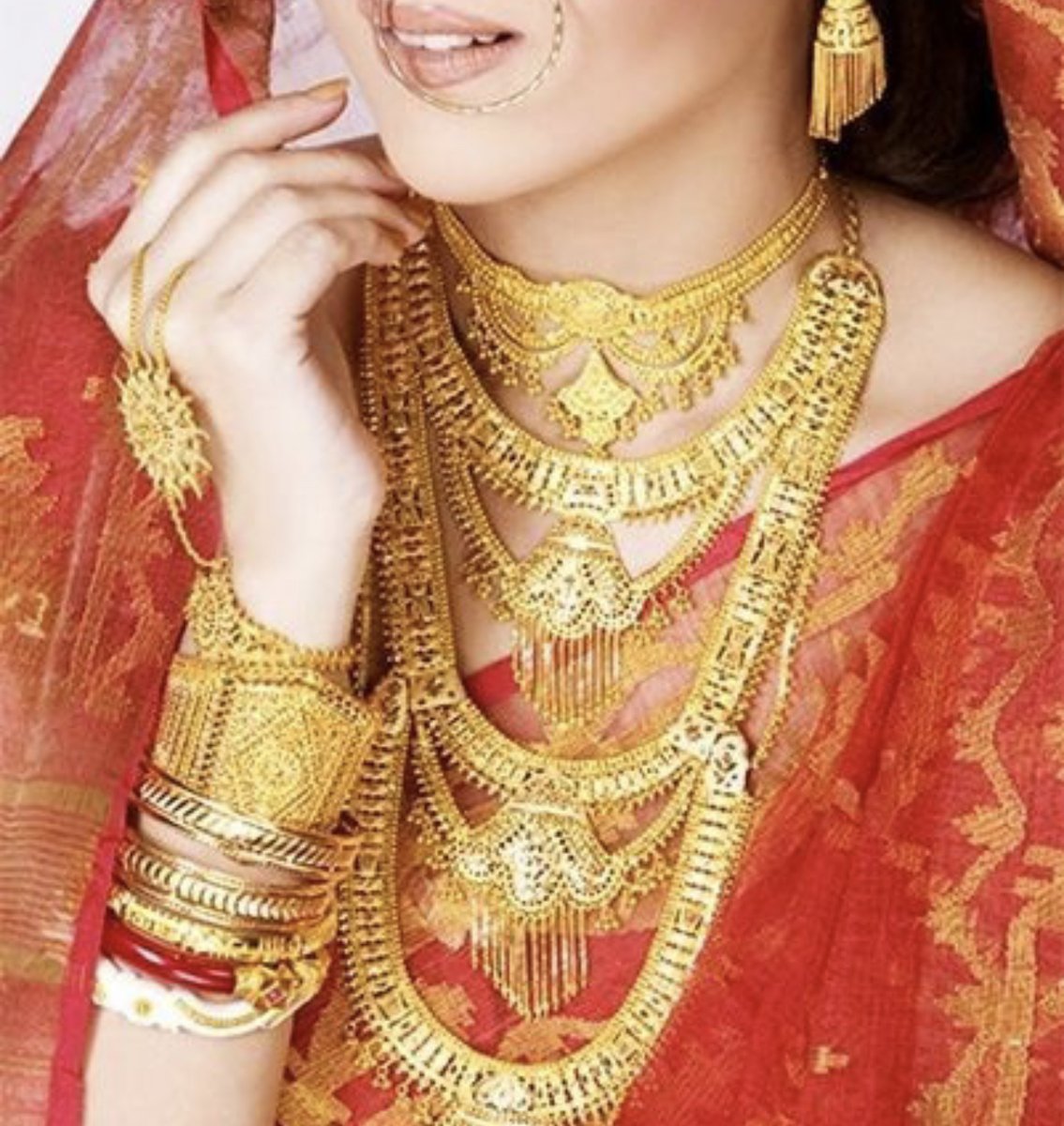 1) Gold throughout history has been mainly used as a store of value. Even as jewelry it’s main purpose is to store & transfer wealth. That is why it is used in East Asian & middle eastern countries as dowries