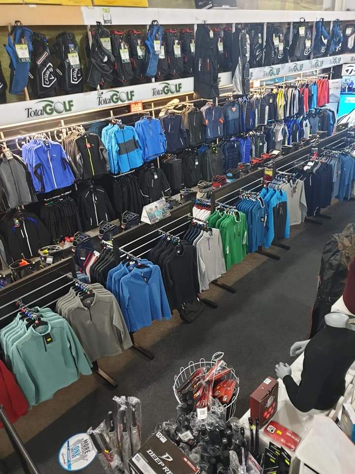 Totalgolfderry's tweet photo. 🔥NORTHWESTS LARGEST GOLF SUPER STORE IS BACK 🔥

Finally Back to our Normal Opening Hours!!👌

🎅Loads of Great Offers In Store for the Perfect Christmas Gift!🎅

➡️Doors Open Tomorrow 9am!⬅️

WIN a Box of Titleist Pro V1 Balls

➡️Like, &amp; retweet

Winner announced on Facebook https://t.co/npQDf7wgIJ