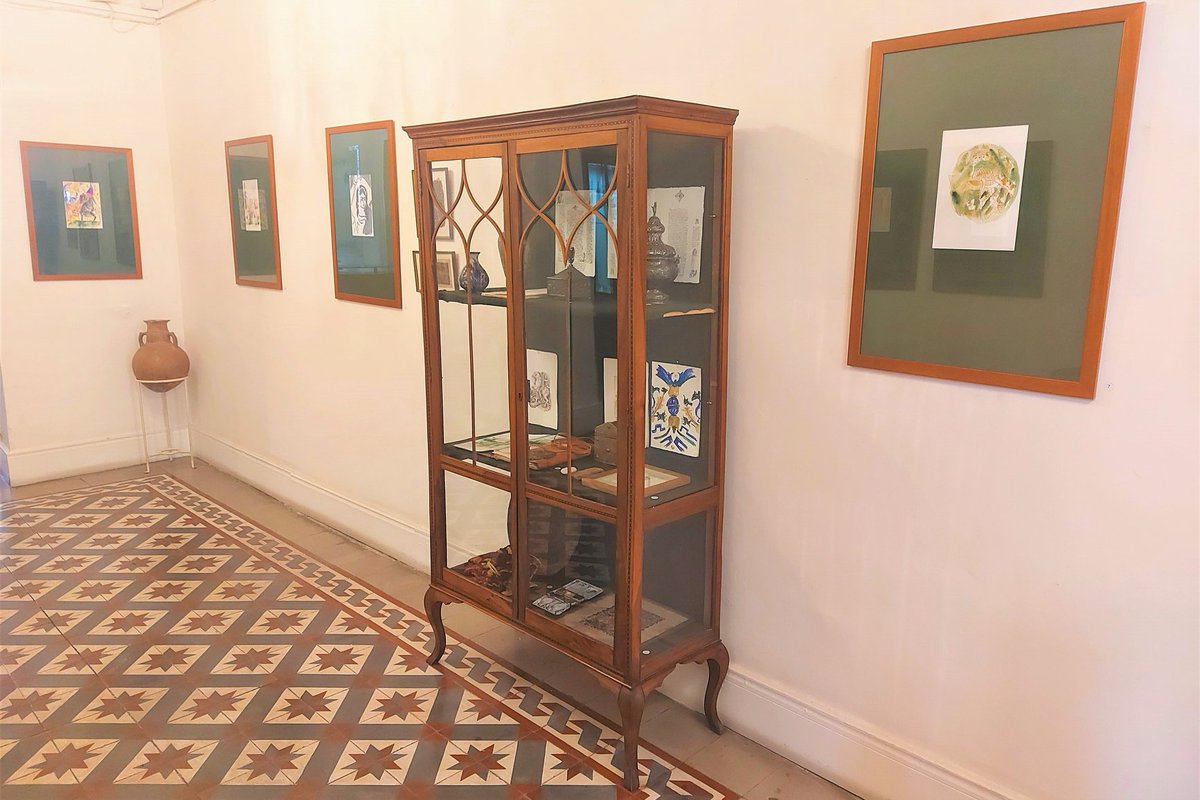 And the Καλλινίκειο Δημοτικό Μουσείο Αθηένου Kallinikeio Museum is showcasing its rich tradition of unique,  #handmade  #lace. 1/3 #Athienou #LarnakaVillage #Cyprus