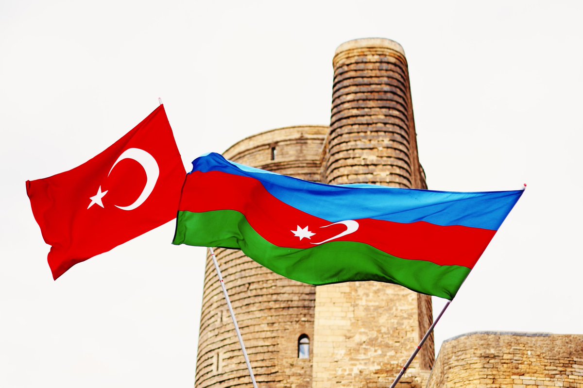 maya_baghirova's tweet photo. #Azerbaïdjan! Je suis fière de toi, fière de tes fils - mes héros! Mon pays a gagné et a libéré ses terres! Le 10 décembre,nous avons célébré le jour de la Victoire!
Merci à la #Turquie pour son soutien!
Merci à notre armée pour cette victoire!
#KarabakhisAzebaijan ❤️ https://t.co/cZn5xhRcxb