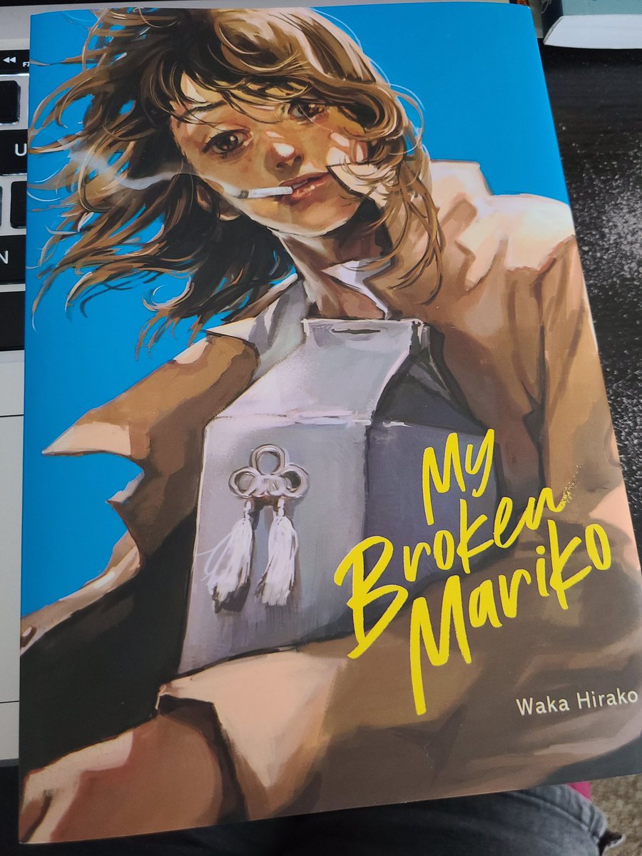 Since I could sleep I decided to read My Broken MarikoI hadn't bought physical manga in a while tbh, but the premise of it and art intrigued me. Plus I had the suspicion (hope?) it'd also be gay.And yeah its pretty damn good.