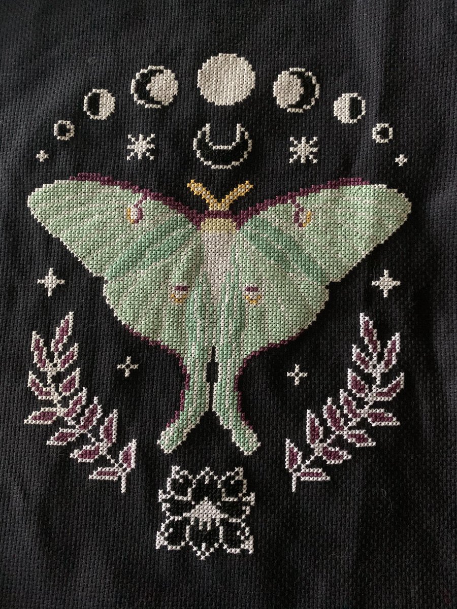 Harp Seal Cross Stitch (harpsealcrafts) Twitter