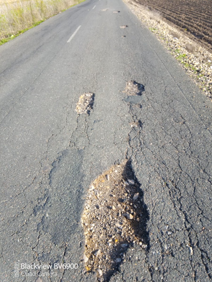 angelherrerasa3's tweet photo. Estas son las carreteras que tenemos como vía de comunicación por carretera de Marismillas,Vetaherrado, San Leandro, El Trobal, Lebrija, Las Cabezas San Juan y algunos pueblos más de la periferia por aquí tenemos que salir y entrar para podernos desplazar.El M.Rural comunicación https://t.co/Ndgr6wYcV5