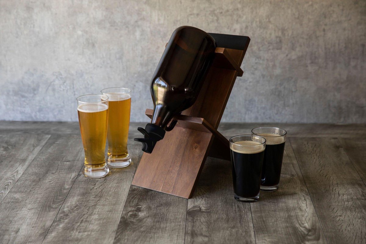 DocuSource's tweet image. Today is National Lager Day!

Celebrate the day with a custom growler stand or beer flight beverage sampler.

#nationallagerday #craftbeer #holidaygifts #marketing #promotionalproducts