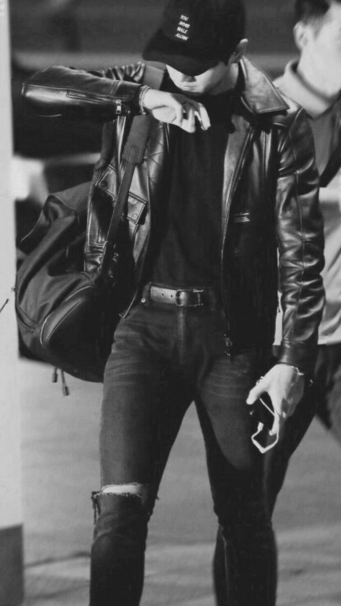 Jungkook as your daddy; the forbidden thread 