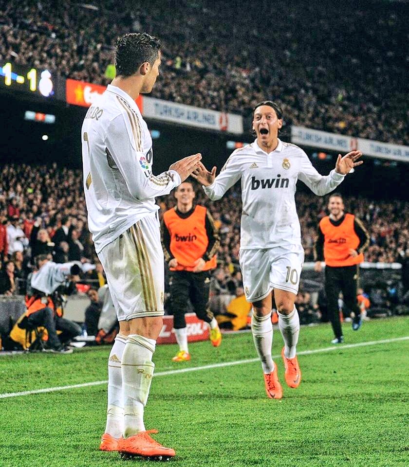 Daily Mail Sport - On this day in 2012, Cristiano Ronaldo introduced the  Calma celebration against Barcelona. 🤚