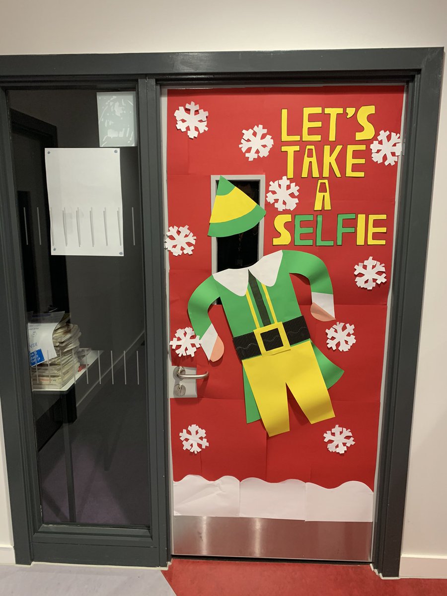 KManse84's tweet image. Floor 3 @maths_qhs &amp;amp; @qhs_science setting the bar for Christmas door 🚪☃️🎅🏼🎄 decorations. @QHS_SocSub_RMPS @qhslanguages @QHSPE @EnglishQhs @QHS_Business @qhsfct @QhsDance @QueensferryHS