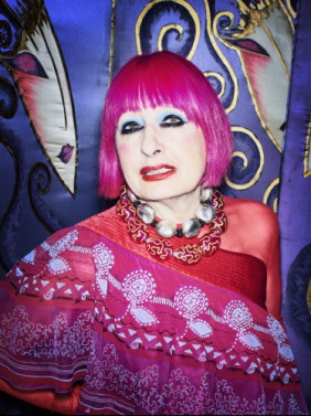 Shout out for @AbdnArtMuseums during the @FashionTextile In Conversation with @DennisNothdruft and Dame @Zandra_Rhodes!! Exhibition '50 Years of Fabulous' coming to Aberdeen Art Galley Feb 2021 🎉🤩 #fashion #Legend #ZandraRhodes