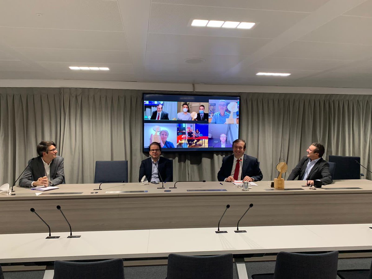 .<a href="/Francois_Jegard/">François JEGARD</a> « un joyeux anniversaire pour les 20 ans du trophée #RSE avec les lauréats »