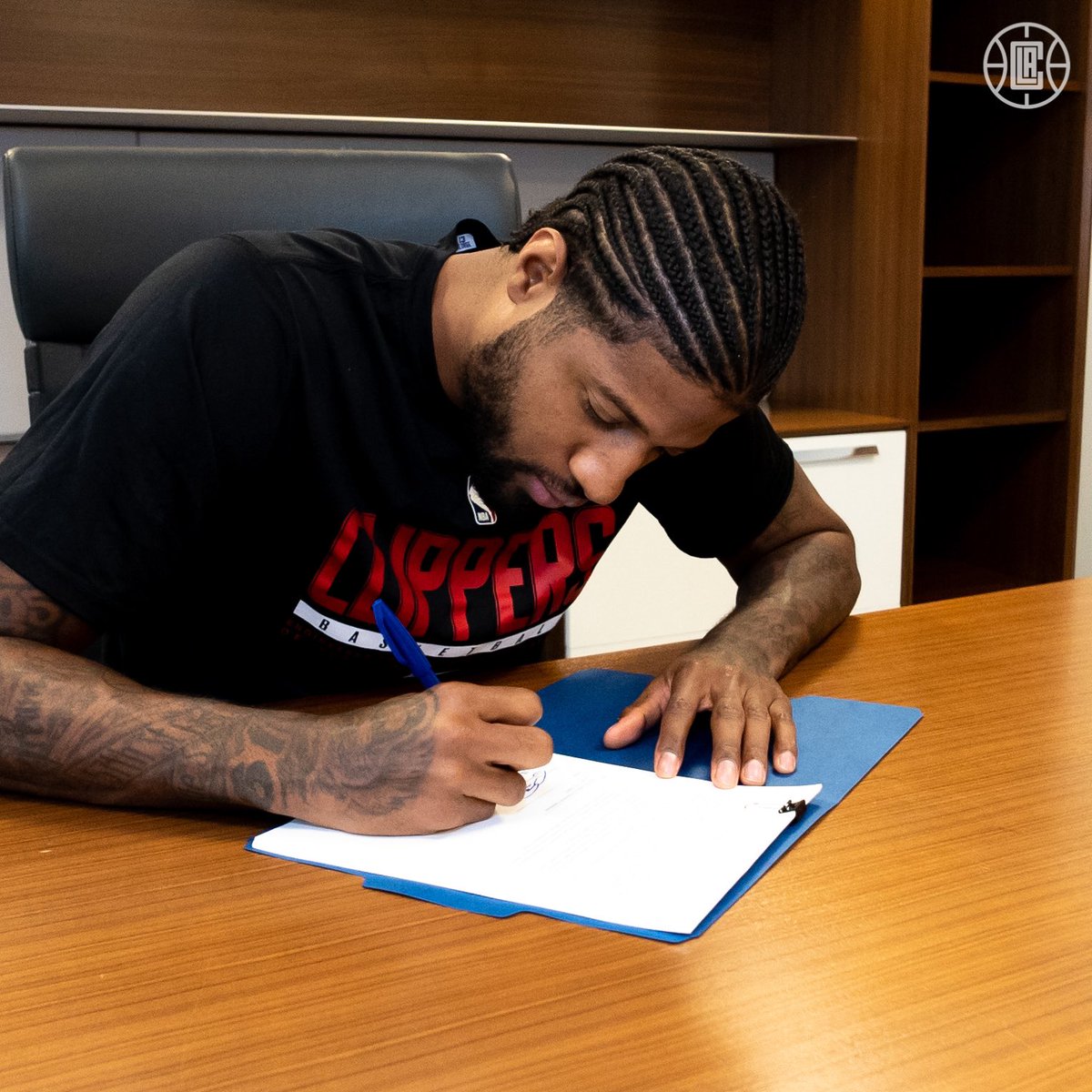 LAClippers's tweet image. Pen to paper.