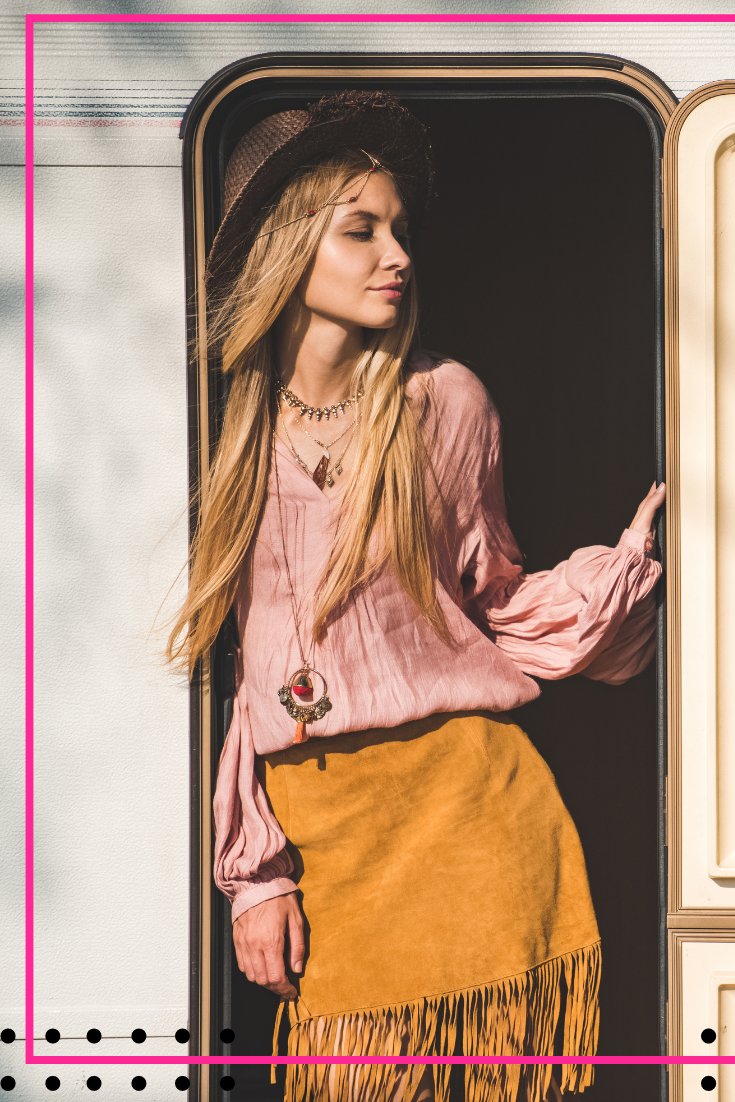 condostaconesES's tweet photo. Hoy, te traemos las prendas y outfits hippies que te encantarán tener, gracias a sus colores, diseños, bordados y estilo que tienen. Además, de ser prendas que se pueden combinar fácilmente con otras e igual verse muy bien.
#hippie #modahippie #hippiestyle #hippiechic #hippies https://t.co/DN7Feg35A8