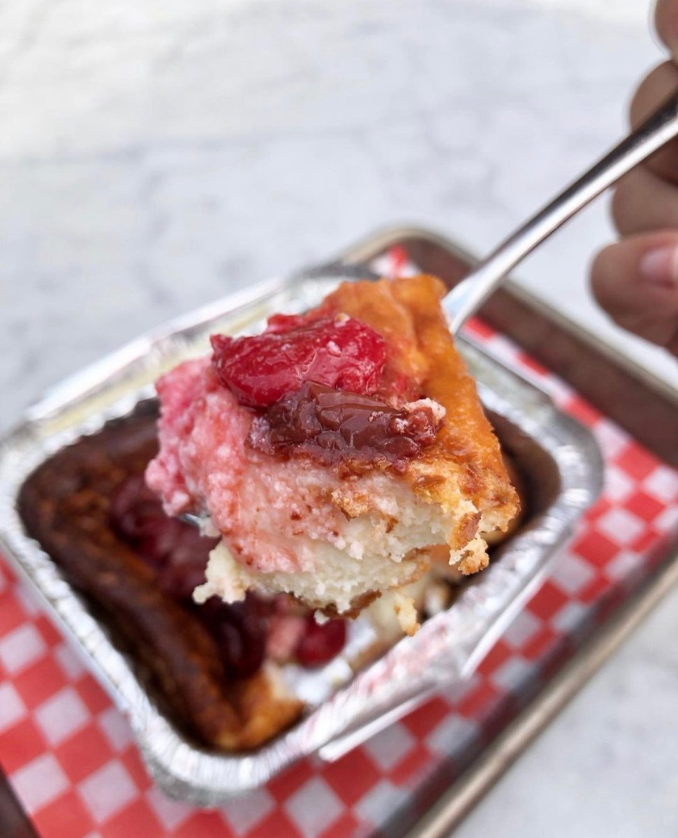 You bake me crazy !! 🍰⁠
Basque Cheesecake available at all locations⁠
⁠
Order online 👉🏽 zpr.io/HShza
⁠
Thanks passthekimchi for stopping by ✨⁠