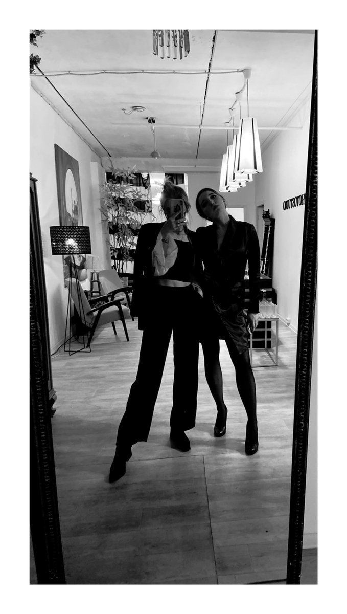 garbage can tweet media