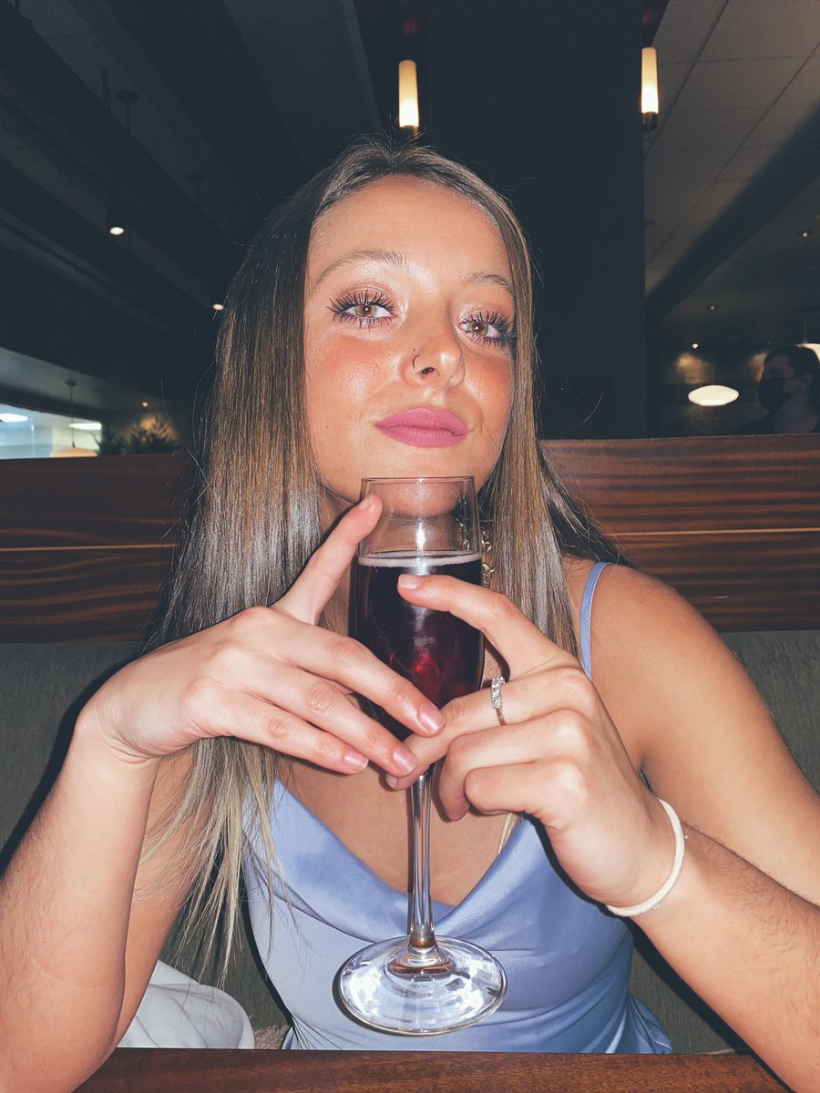 _mohanson's tweet photo. POV: you’re on a date w/ me 🥂💃 https://t.co/oGXPqwSukc