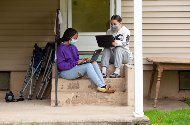 This fall <a href="/All4Ed/">All4Ed</a> visited schools to collect 225 new photos that show how real students are learning during the pandemic. The photos are free &amp; available for use by teachers, nonprofits, &amp; editors (with credit). Check them out at all4ed.org/images. <a href="/allison_shelley/">Allison Shelley</a>