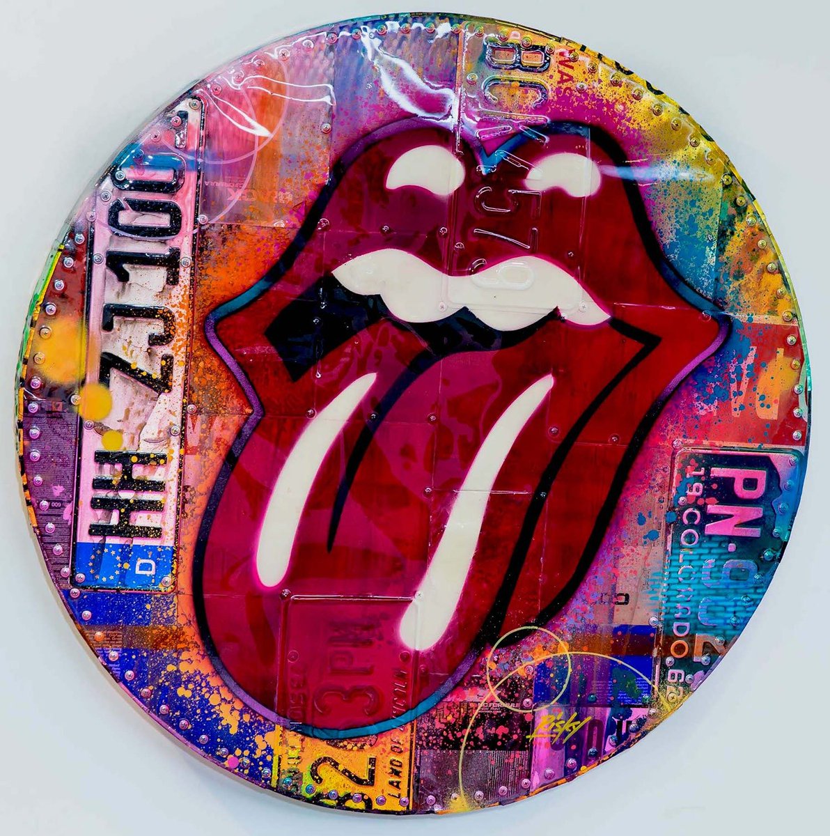 are other people copying him or is this just the public consciousness at work