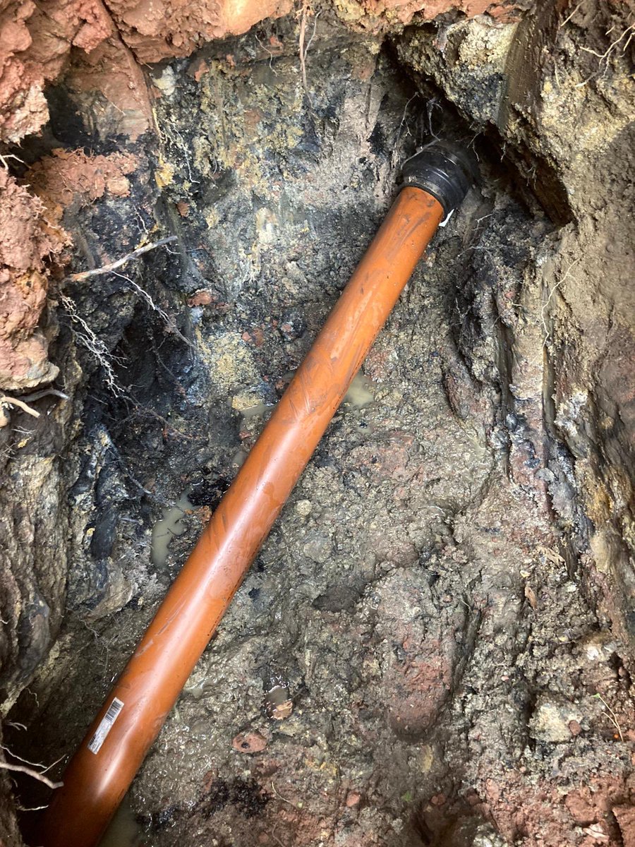 TheDrainPeople's tweet photo. Deep, emergency excavation repair works on a collapsed drain. 3m deep in a wooded embankment. The team did a great job on what was tough one logistically, due to very challenging access issues!

#Drains #Drainage #Excavation #Repairs #Emergency #CCTVSurveys #Investigations https://t.co/c5HgVb5MQw