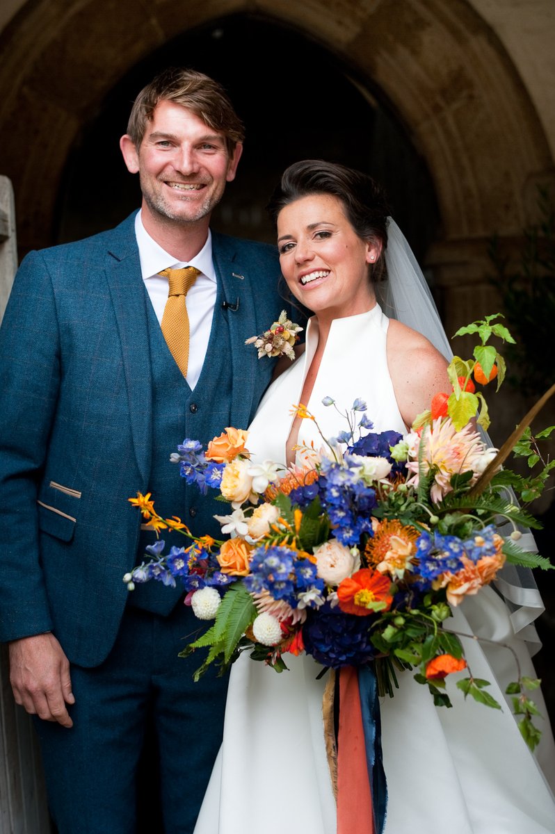 W_W_WeddingBlog's tweet photo. Floral Wedding – Eclectic Meets Luxury in Vibrant Orange &amp; Navy 💙🧡 https://t.co/JRP9R9xExX thanks to Rachael Connerton Photography https://t.co/vn5gpFSZhW