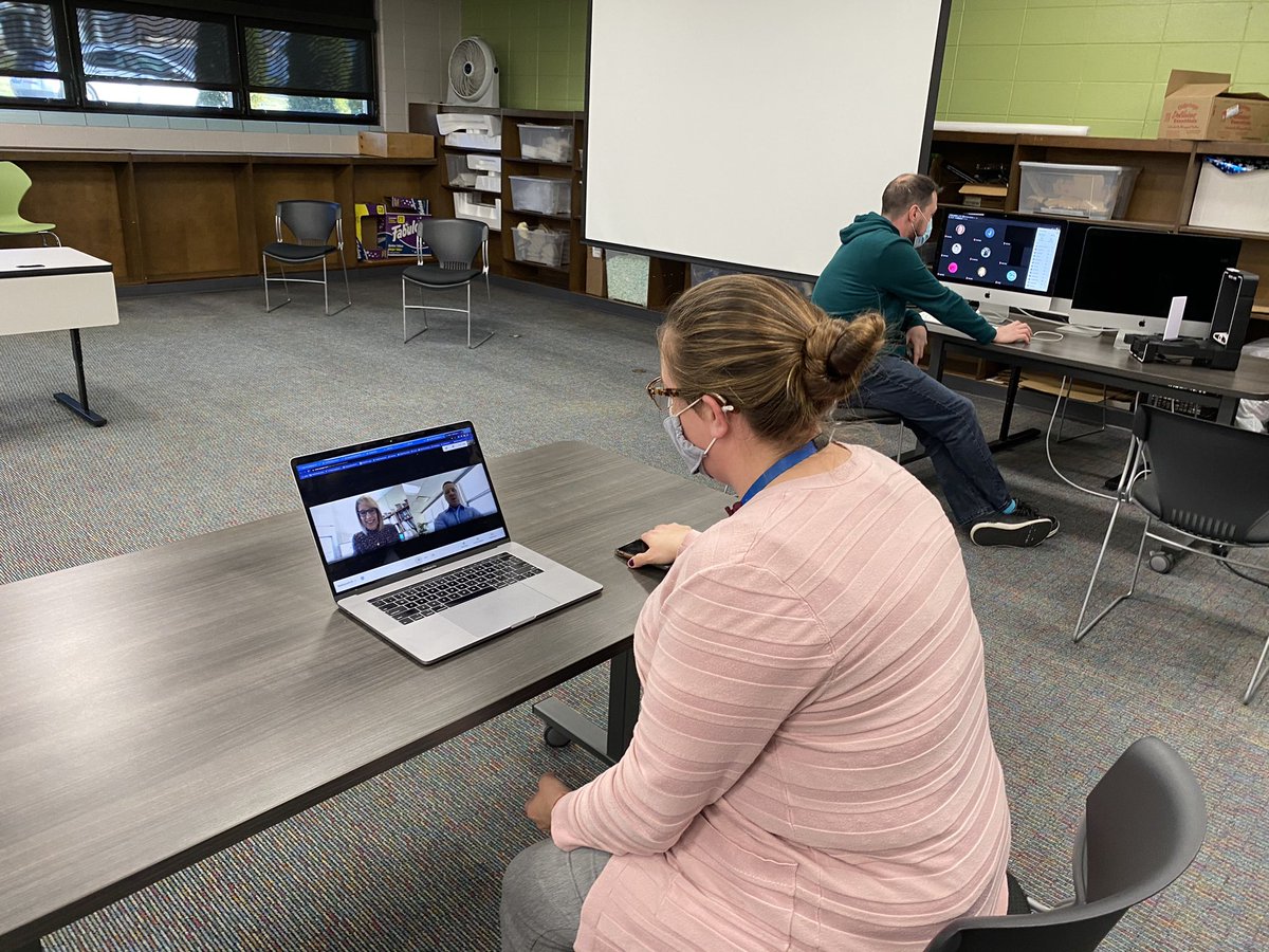 Congratulations to Ms. Gerrie Auslia! She is the IPA DuPage County Middle School Principal of the year! We are so proud to have her in Salt Creek District 48. She is such an advocate for her students and she does such an awesome job collaborating with her staff.