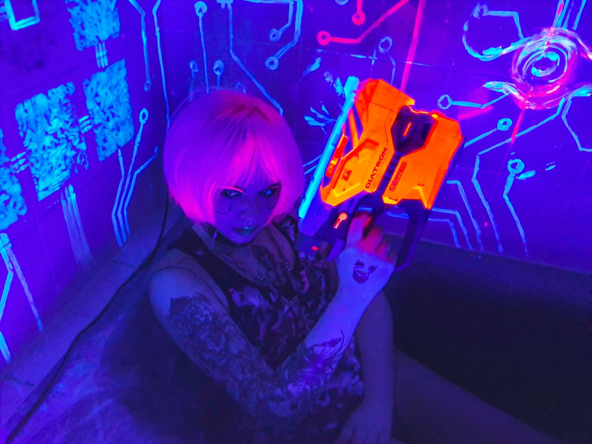DarkInqCosplay's tweet photo. This city never sleeps

Edit @PeculiarElsa

#Cyberpunk2077 #CyberpunkV #CyberNight #Cyberpunk https://t.co/C4WDB8r4dK