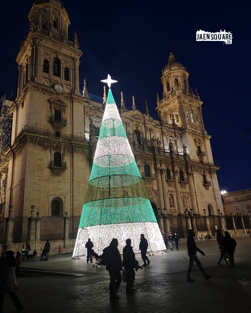 JaenSquare's tweet photo. ▪️Resumen nuevas medidas hasta el 6 de enero ▪️

❌Del sábado 12 al jueves 17❌

🚙 se permite movilidad en la misma provincia 
🎇comercio hasta las 21 
🍻hostelería hasta las 18 
🏘️toque queda hasta las 22 https://t.co/PnDZIzGIc0