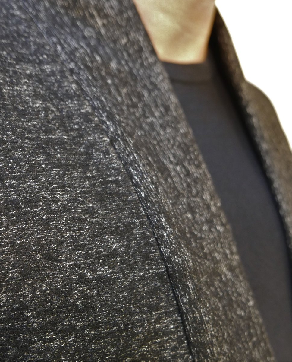 ZoyeFashion's tweet photo. Collection hiver actuellement @Plage_76 !
#Mode #FaitMain #CoreeDuSud #Poitiers #Design #Veste #PretAporter #PiecesUniques #Echarpes https://t.co/HlxtTNct9n