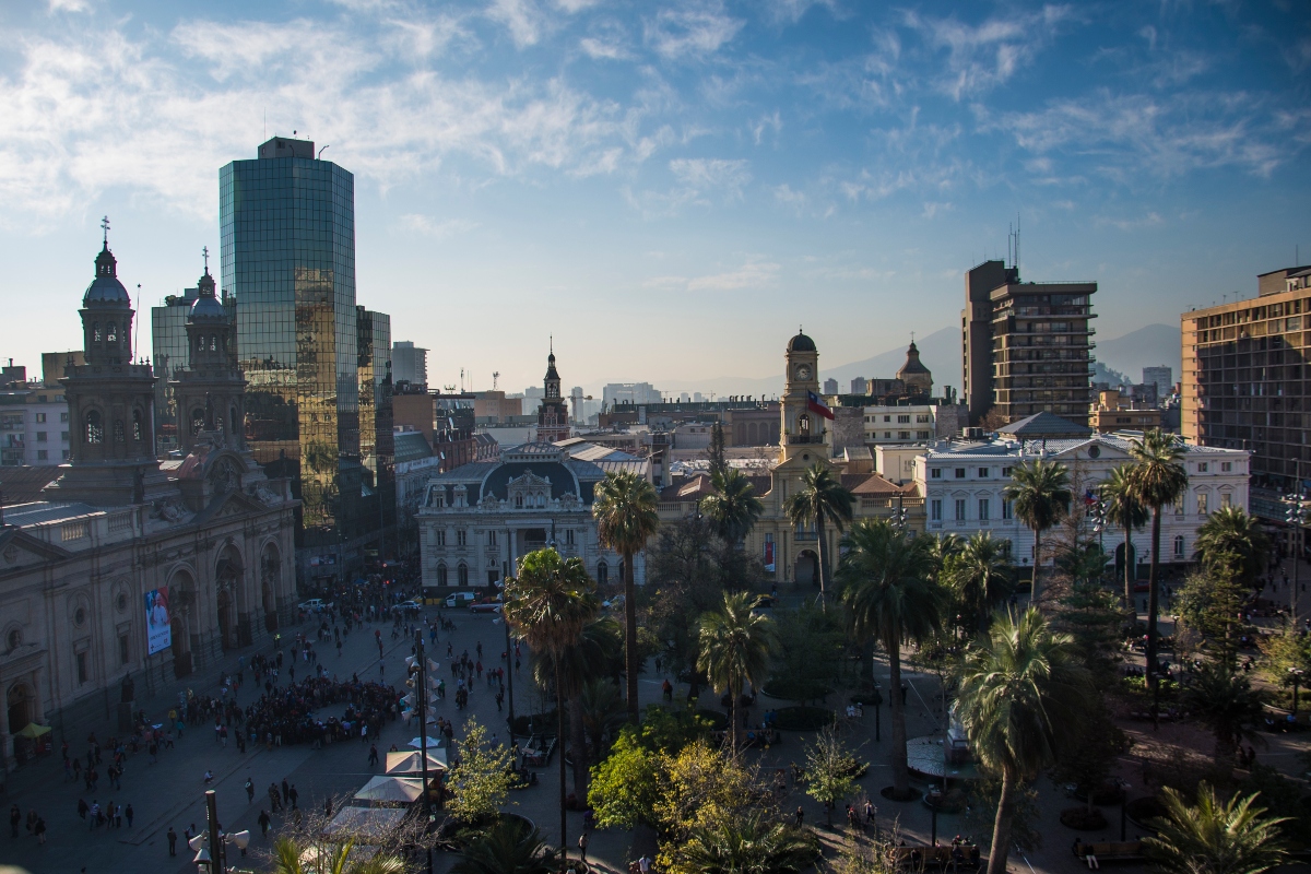 TurismoIntegra1's tweet photo. Como “una medida discriminatoria y arbitraria” catalogan en Fedetur, decisión del Ministerio de Salud de pasar a Fase 2 del Plan Paso a Paso, desde hoy, a la Región Metropolitana y piden se autorice los viajes interregionales para salvar al turismo. Ver en https://t.co/7Zw9Np2Slg https://t.co/yq7uvUcRHR