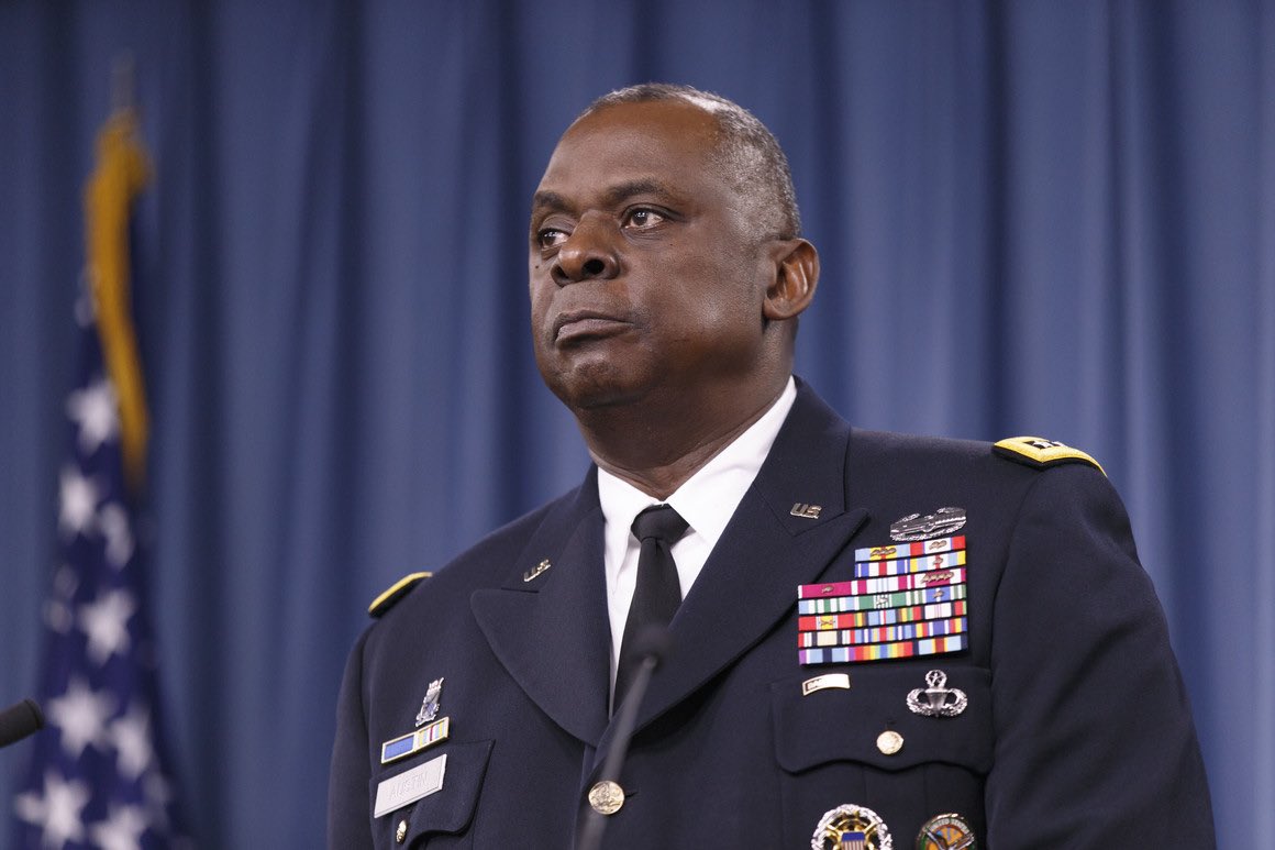 . @JoeBiden has tapped retired Army General Lloyd Austin to serve as his  #SecretaryOfDefense. There are many reasons why that is a problem.