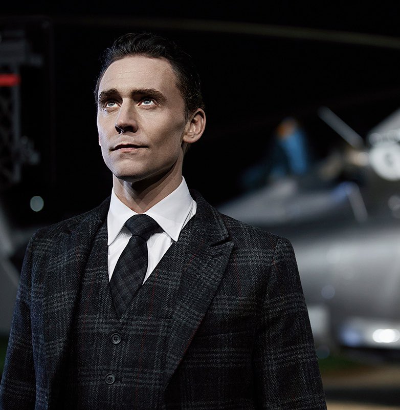 royaltyloki's tweet image. its the british villains jaguar commercial vibes for me
