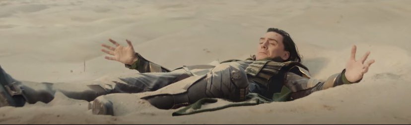 royaltyloki's tweet image. i already know tom got sand in EVERY nook of that costume why did they do that to my poor man