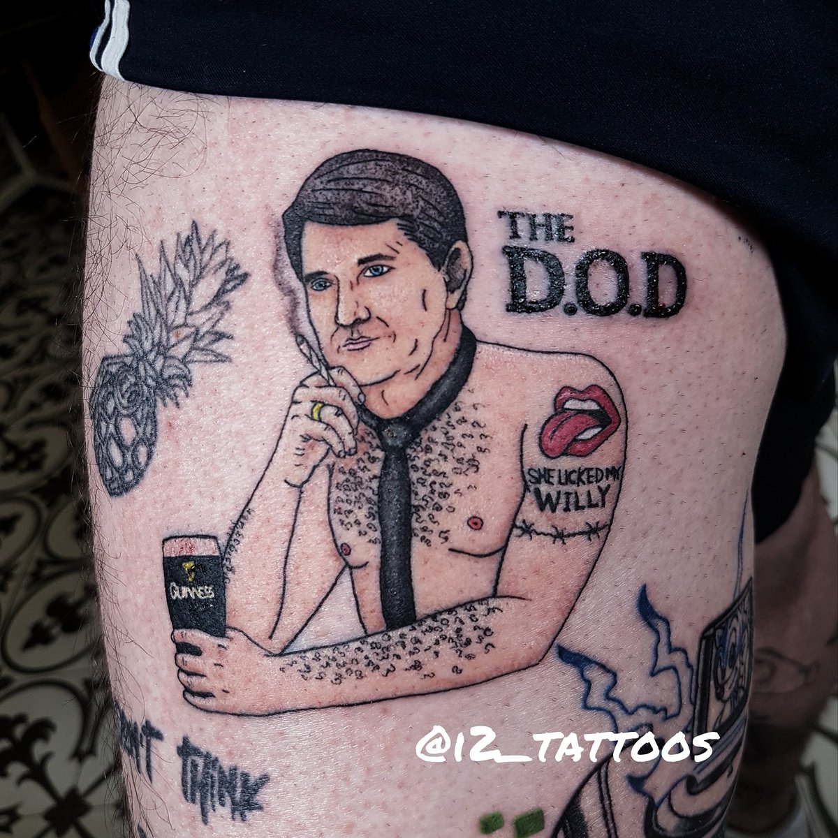 gerardi2's tweet photo. Takes a brave man to sit and get this done.. 😂😂😂

D.O.D tatt today for Liam.
@NostrilShorts

Give it a share and hopefully the Daniel of O'Donnell himself see's it someday 😂

Head over and give my insta a follow too😁 https://t.co/fNQeJ4xhIE https://t.co/pQO4xp07uX https://t.co/2NZJ53Is5O