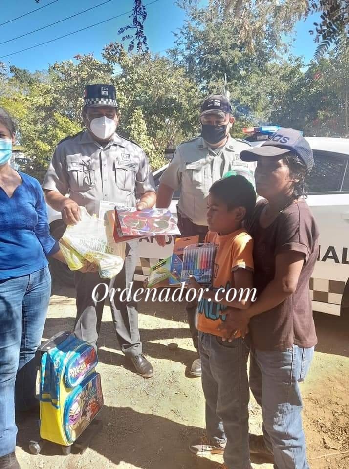 Faustino Hernández Ramirez, es un niño pobre pero a la vez un artista
