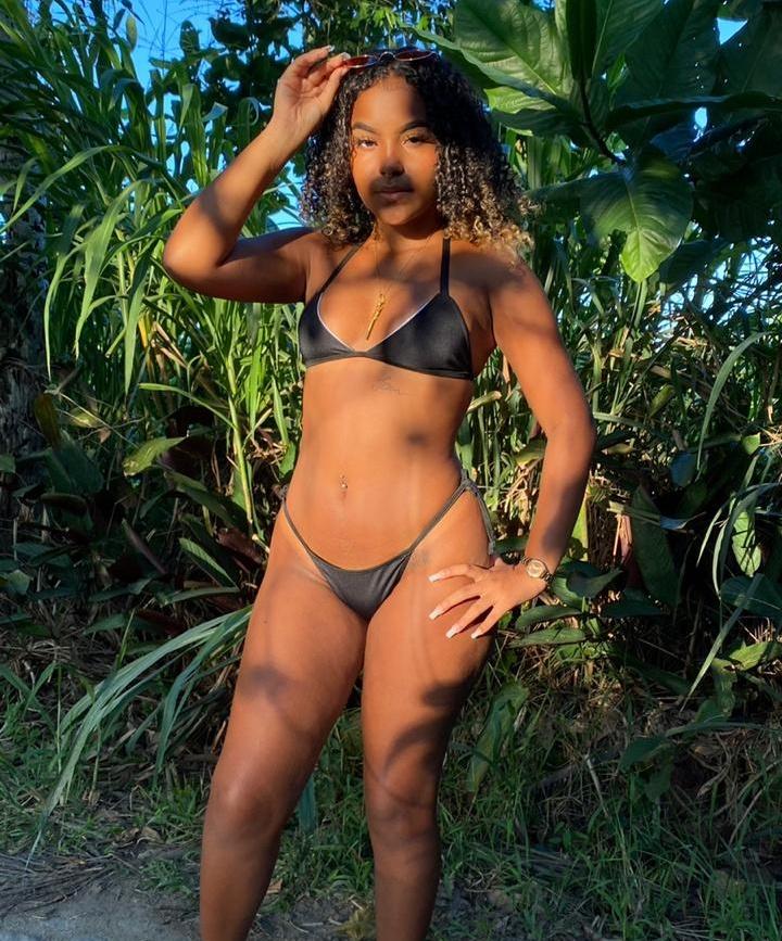 Linda da cabeça aos pés😍