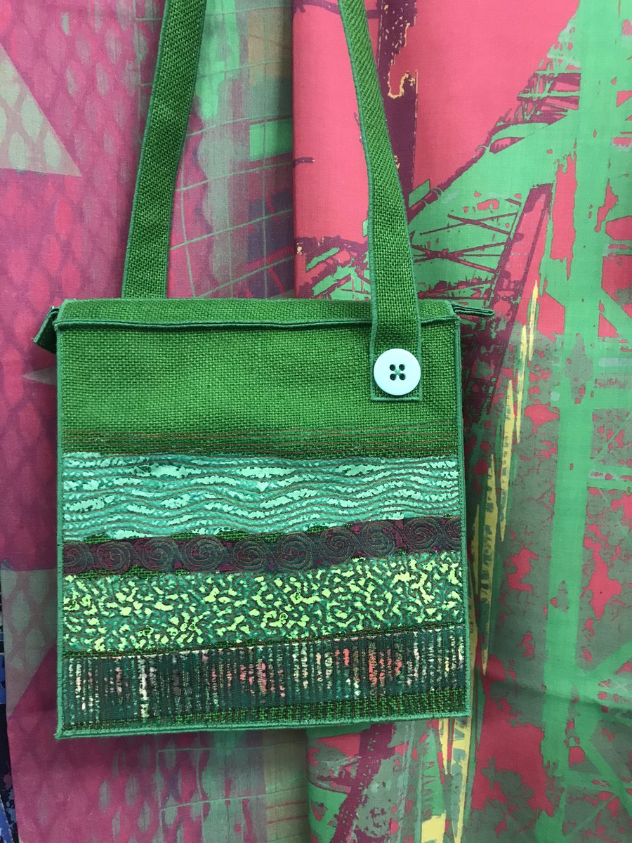 Another chance to visit Stitched Up and Fleeced Studios Sheffield S11 7 EH this weekend 12th &amp; 13th open 10-5 each day for sales of original artworks, gifts, decorations and cards <a href="/SUSANStitchup2/">SUE LANCASTER</a> <a href="/TheEmbroidered/">The Society for Embroidered Work (S.E.W.)</a> <a href="/CupolaGallery/">Cupola Gallery</a> @NetherEdgeFair #ATSocialMedia #artists #ItsWhatWeDo