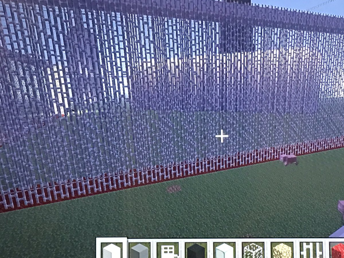 BlocksSega's tweet photo. As you can see, it’s a Heavily fortified facility!
#planetcolony #Minecraftbuilds #minecraft #space https://t.co/6wnbrQrDYU