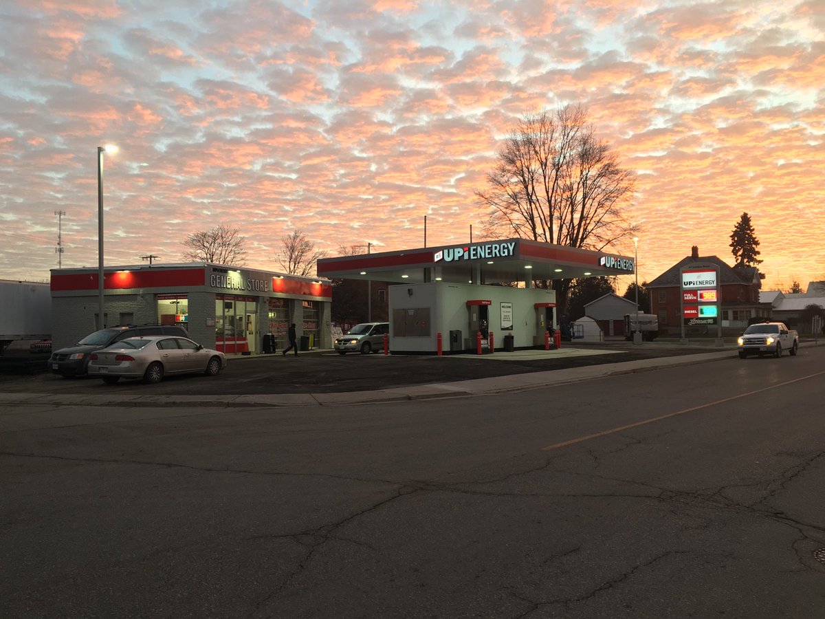 BarnimChrisUPI's tweet photo. Thamesville is open for business! @UPIEnergy #UPICommunity #OpenForBusiness #ShopLocal #ThamesvilleON #UPIThamesville https://t.co/bTsi8D3R4o