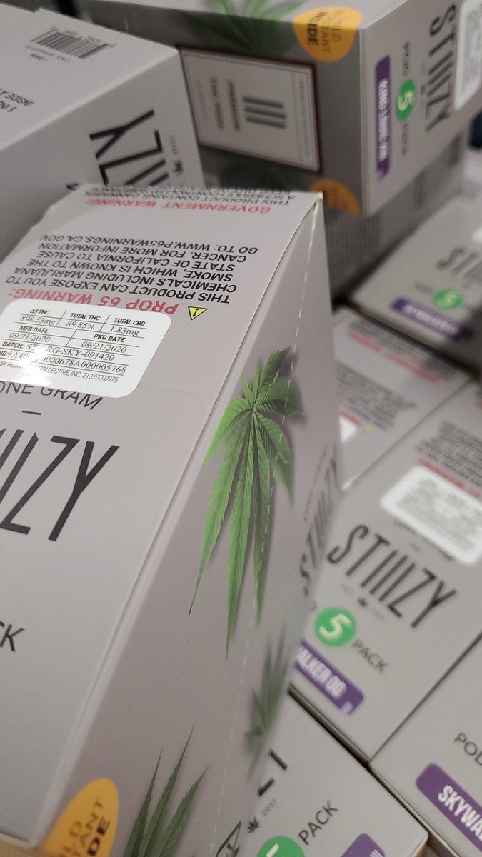 keepcannablue's tweet image. Got more @stiiizy in the house!

Come get some. Drivers are in location waiting for your order.

Hit the website for prices and availability.

#keepcannablue #ahigherstandard