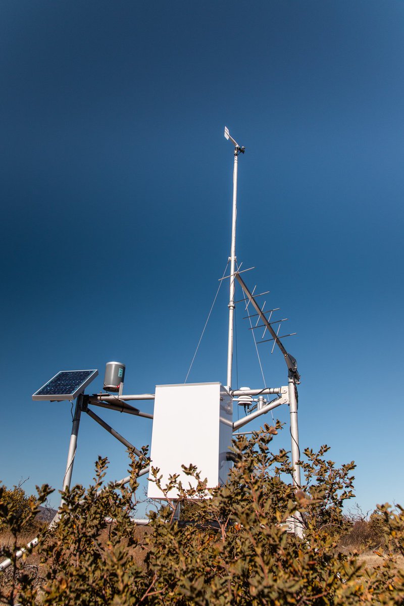 FTSEnviro's tweet image. A big thanks to @EricPersha of our sister company @davisinst and his wife for sending us these great photos of the Indian Valley Reservoir RAWS. Visit our website hubs.ly/H0Crkk80 to learn more #wildfiremanagement #wildfiremonitoring #RAWS