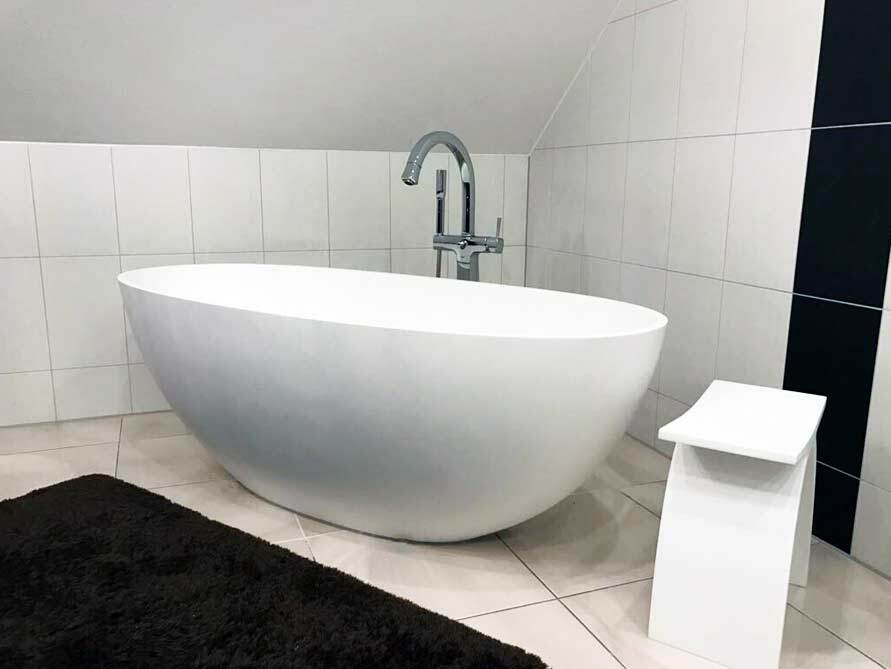 Baedermax's tweet photo. Freistehende Badewanne Piemont Medio https://t.co/iTal0Tgba3 #badewanne #badezimmer #Bädermax  Badezimmer Ideen! Badezimmer mit der freistehenden Badewanne Piemont Medio https://t.co/Wdx6oN046I